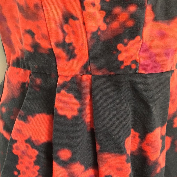 Host pic 🔥🔥Cue in the city -my Favourite dress I’ve ever Owned-superb dress - Picture 4 of 11